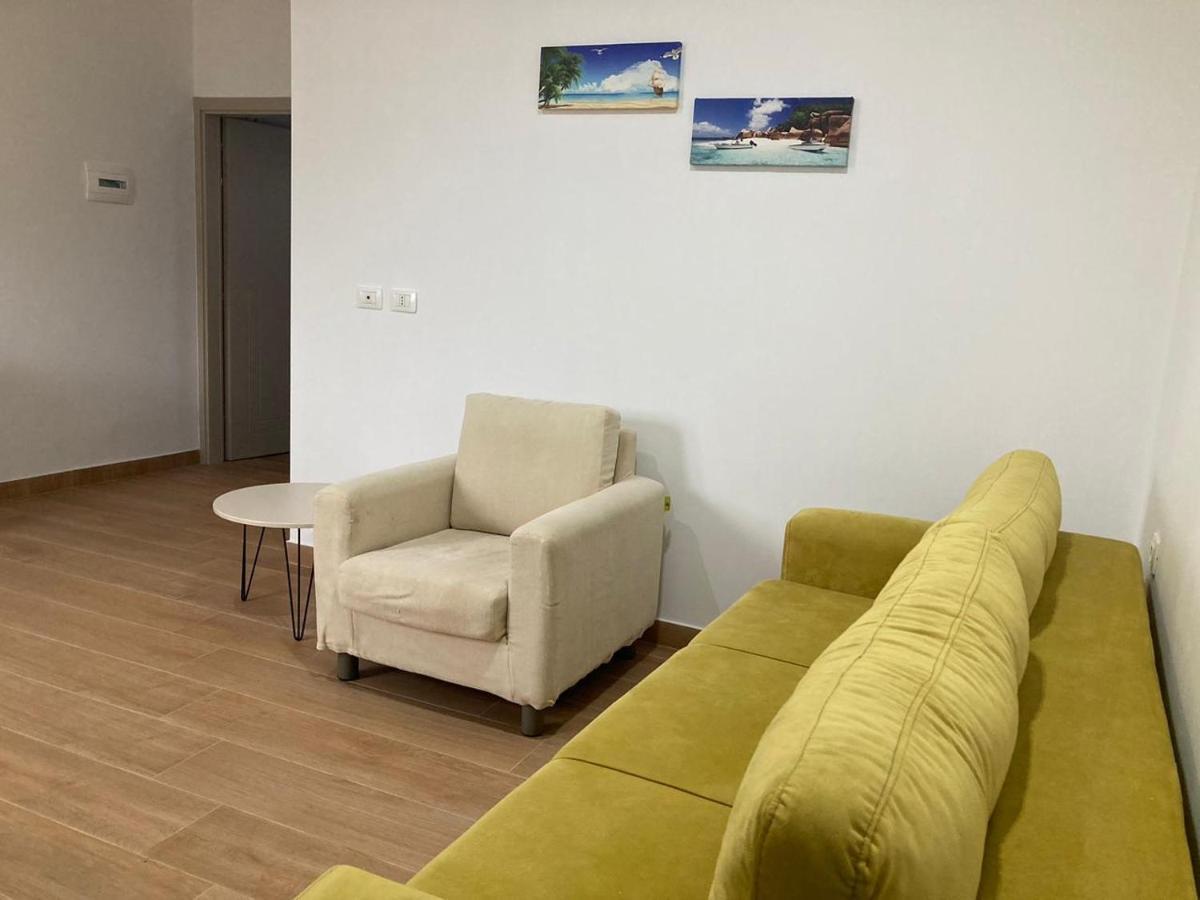 Lani Luxury * Qeparo