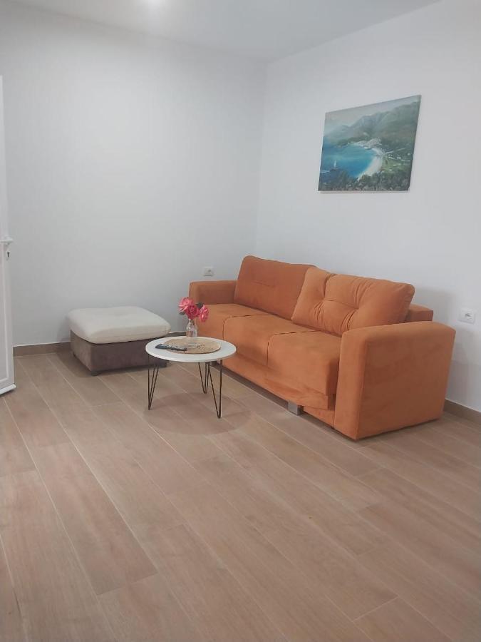 Apartamento Lani Luxury Qeparo